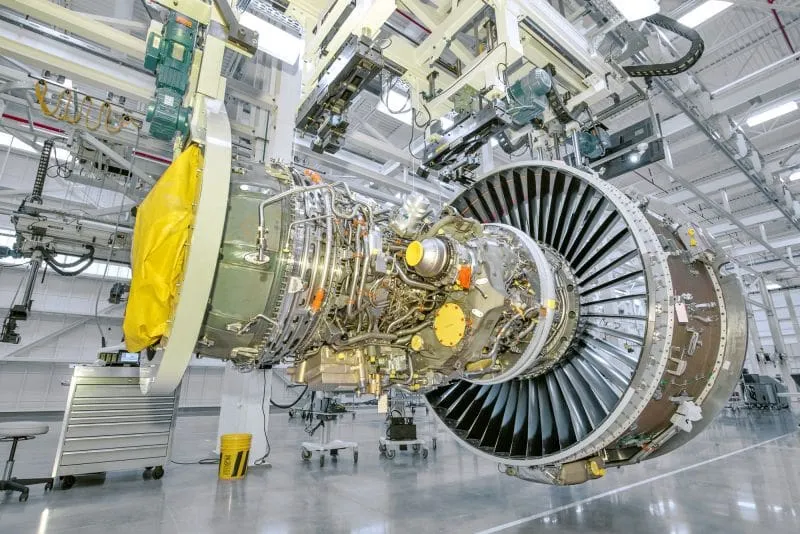 Pratt_&_Whitney_lrg